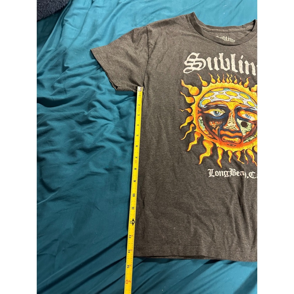 Sublime Sun Face Graphic T Shirt Long Beach California Gray Adult Size M - Picture 4 of 5